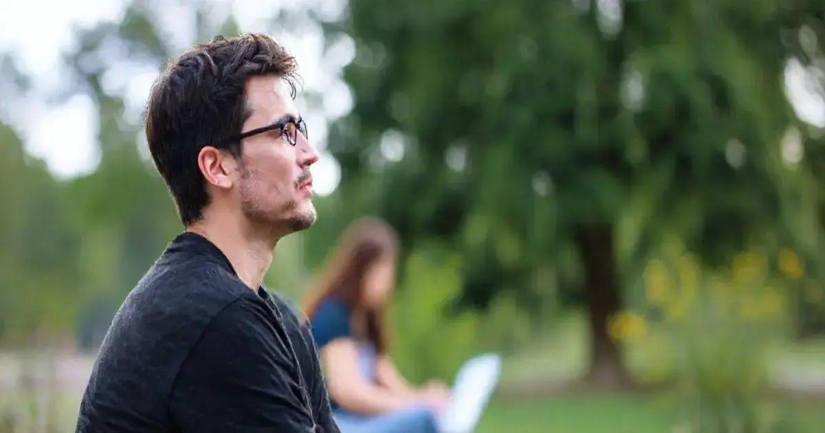 A longa jornada: benefícios duradouros da inteligência emocional